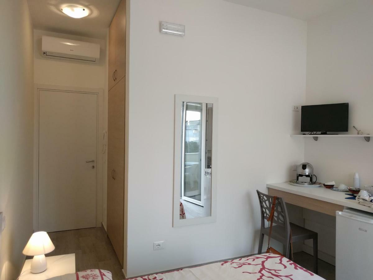 Camere Mare Manu 포르토 세자레오 외부 사진